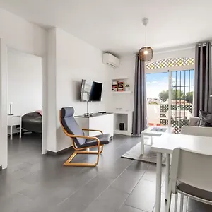 1 Bedroom In Verano Azul, Free Wi-fi Apartamento